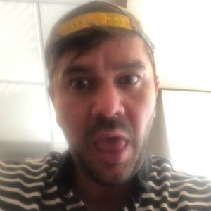 Meet your Posher, Adam